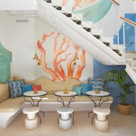 El Escondite Alojamento de Acomodação e Pequeno-almoço 4*