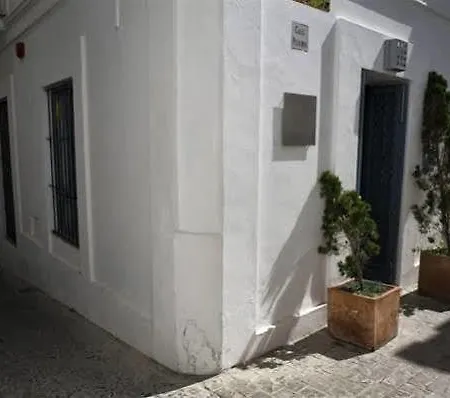 El Escondite Bed & Breakfast